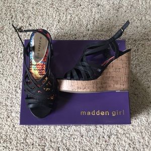 Madden girl wedges
